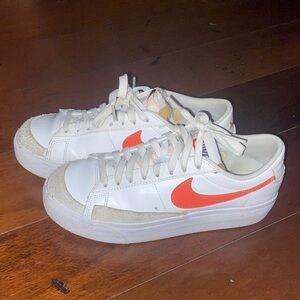 Nike blazers low top platform